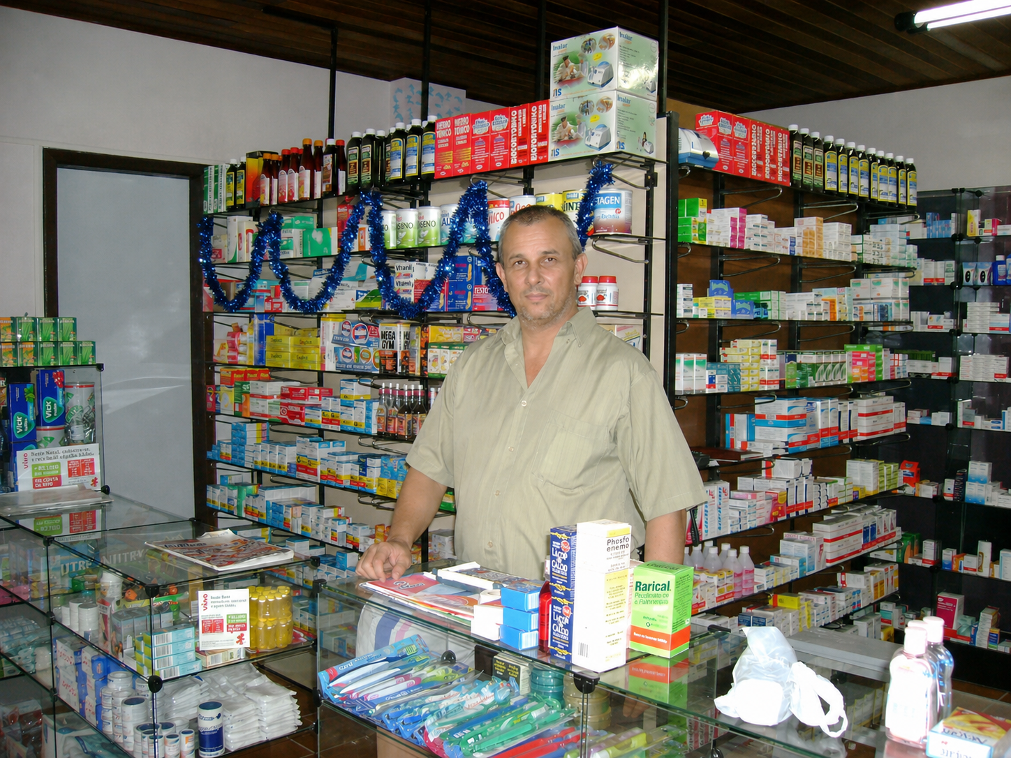 Fundador Paulo Petelak na farmácia